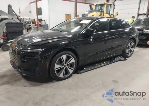 2025 Audi A6 E-Tron Premium Plus z USA, uszkodzony, nr VIN WAU2DAGH2SA016287